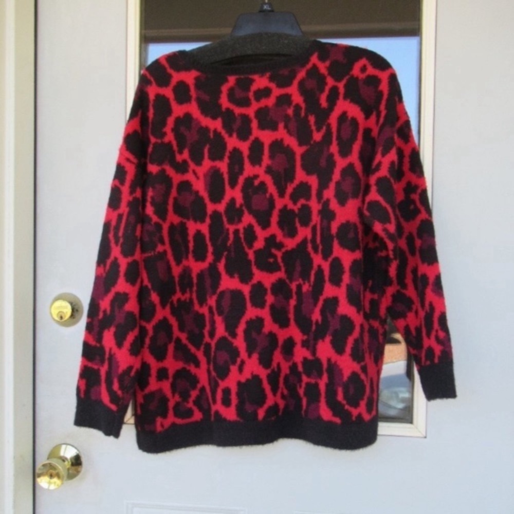 Relist 2/21/23 ❌ Apt. 9 animal print crewneck eyelash sweater PM or PL - Picture 9 of 15